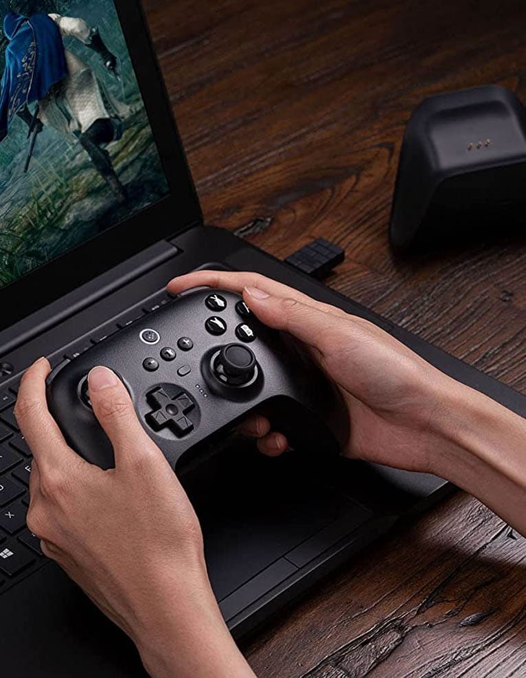 8bitdo pad / ultimate bluetooth controller / bezprzewodowy / pc / nintendo switch / czarny / podstawka w zestawie