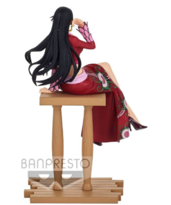 gadżet figurka one piece / grandline journey / boa hancock